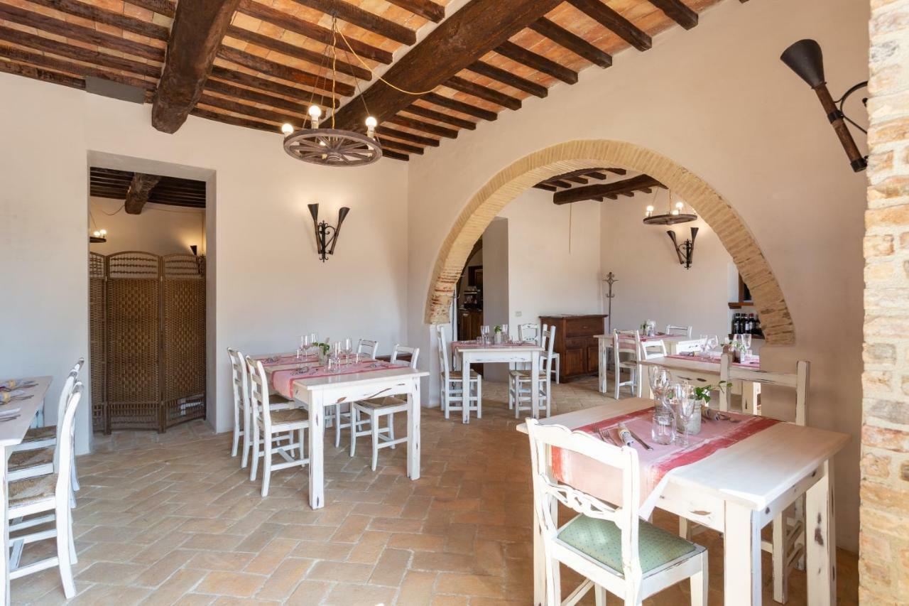 Gh Borgo Pulciano Agriturismo Montone  Exterior photo